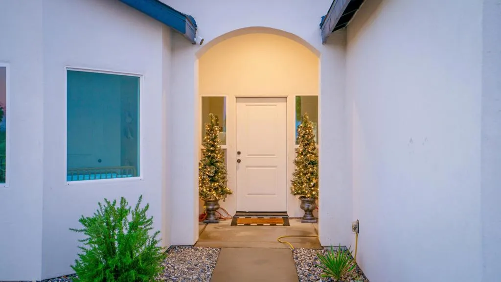 3842 Lennox Avenue, Yucca Valley, California 92284 home-pic-3